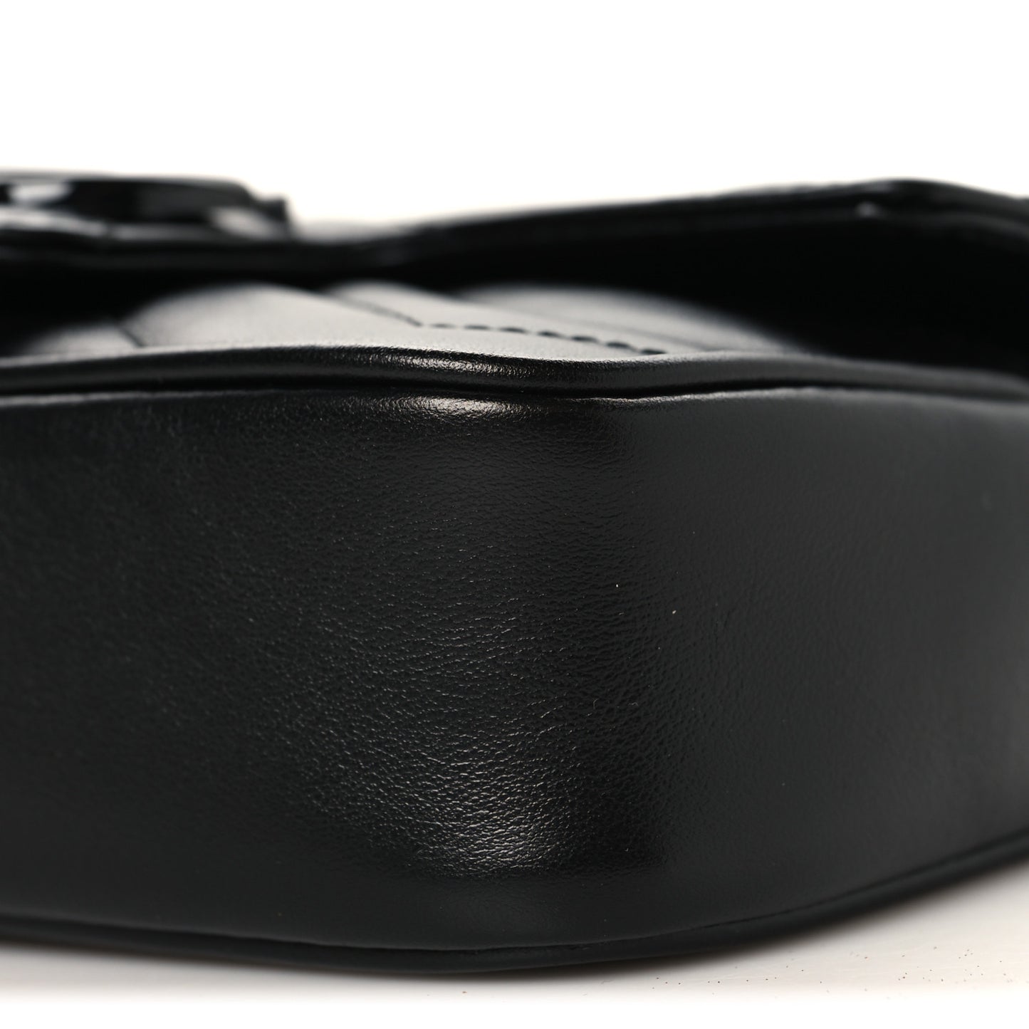 Calfskin Matelasse Monochrome GG Marmont Chain Belt Bag Black