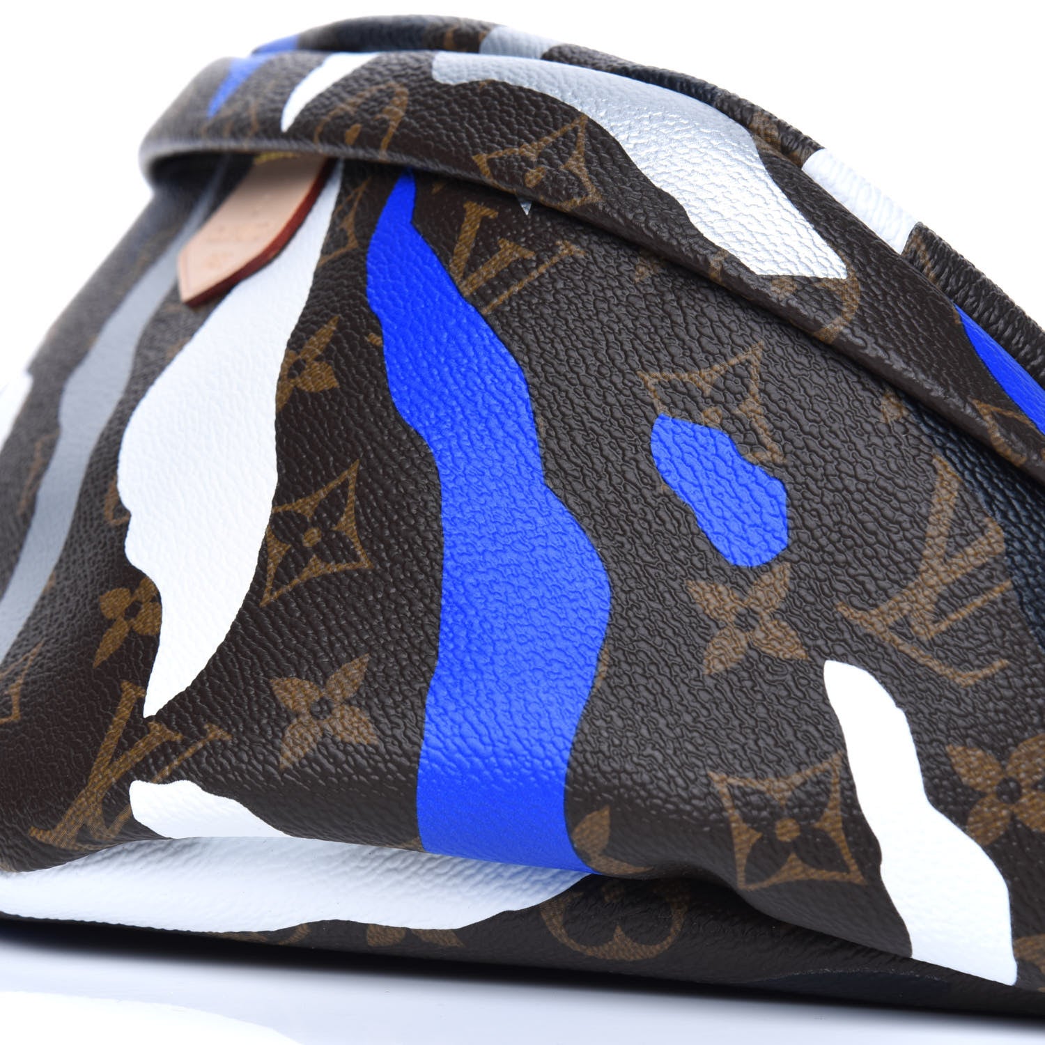 Louis Vuitton X LOL Monogram Bumbag Blue Silver 8 of 10