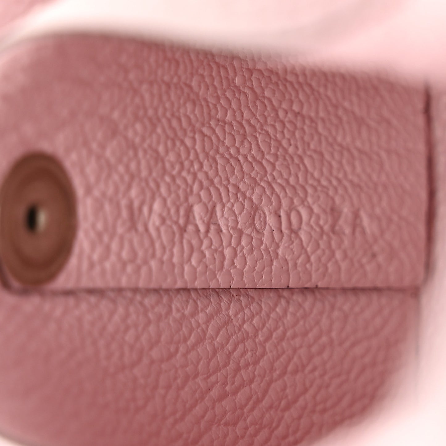Chevre Mysore Bastia Coin Purse Rose Sakura