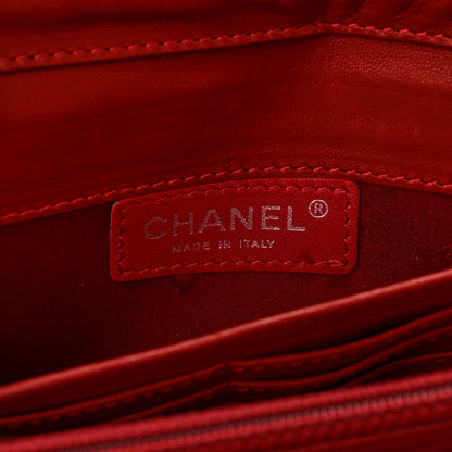 Chanel Patent Calfskin Quilted Brilliant East West Flap Clutch Red 6 of 12