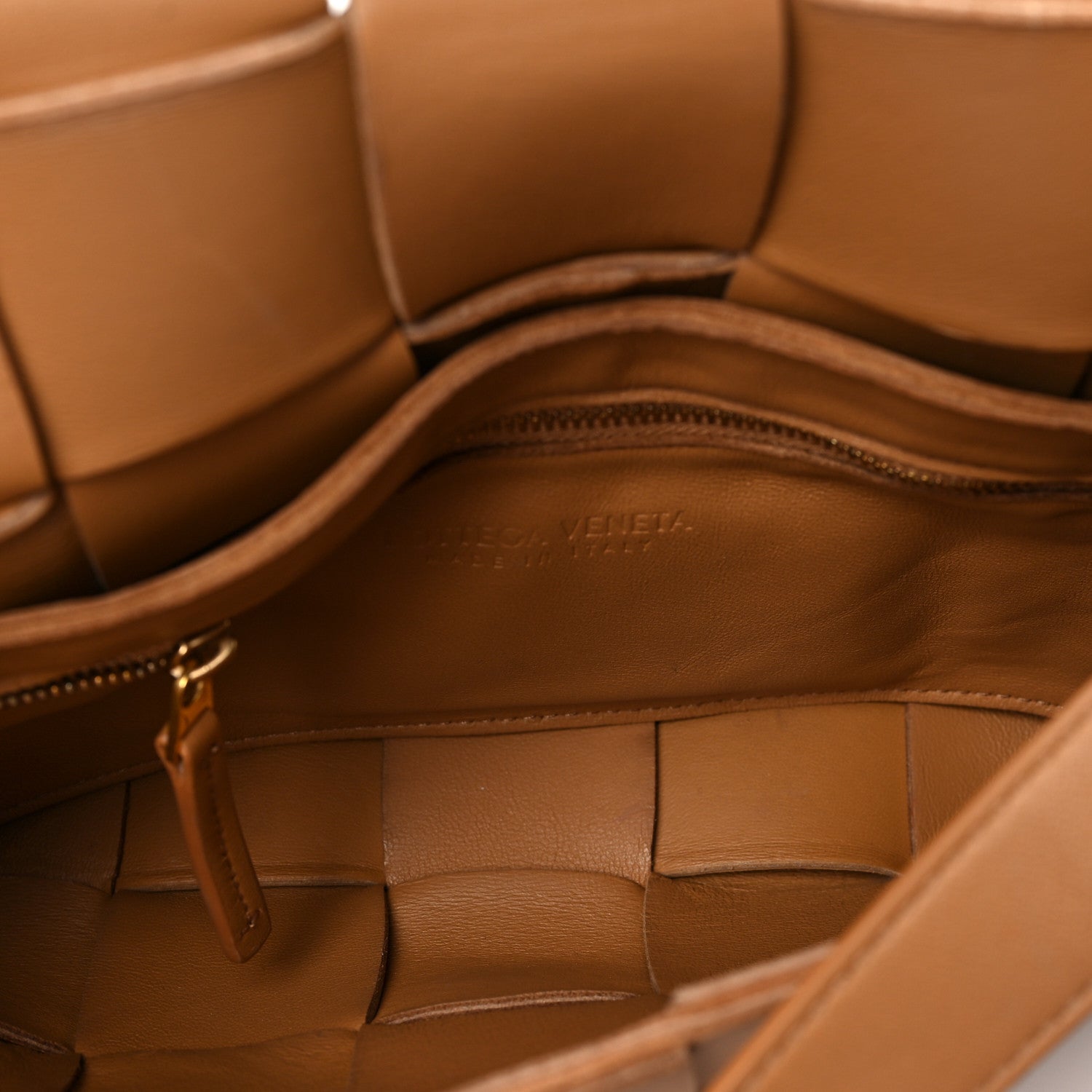 Bottega Veneta Lambskin Maxi Intrecciato Cassette Crossbody Bag Caramel 4 of 6