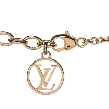 Louis Vuitton Essential V Necklace Gold 5 of 7