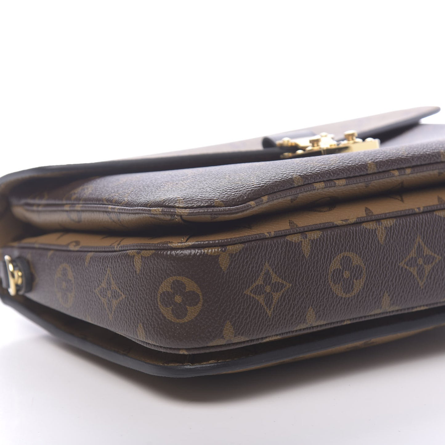 Reverse Monogram Pochette Metis
