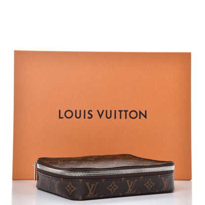 Louis Vuitton Monogram Horizon Accessories Pouch 8 of 8