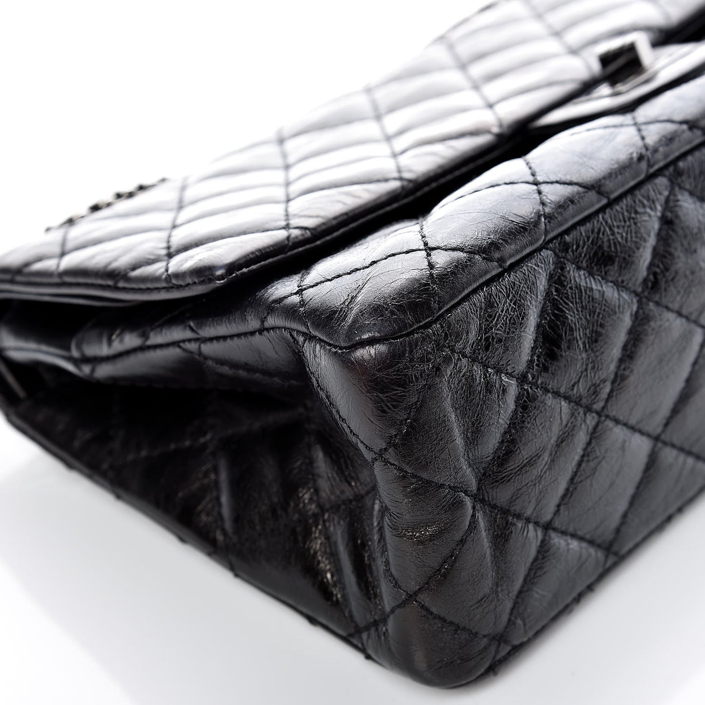Metallic Aged Calfskin 2.55 Reissue 226 Flap Black