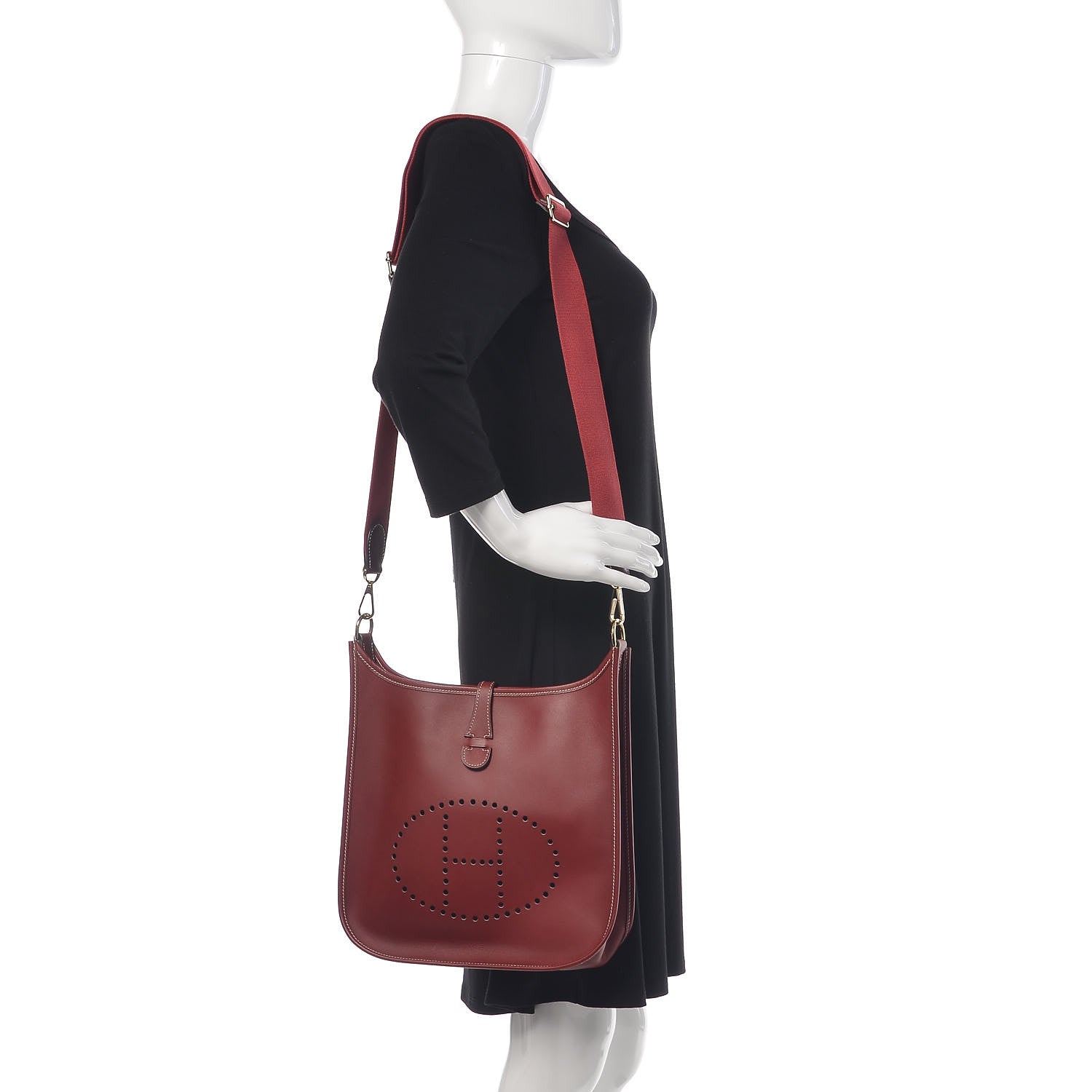 Hermes Chamonix Evelyne PM Rouge H 2 of 11