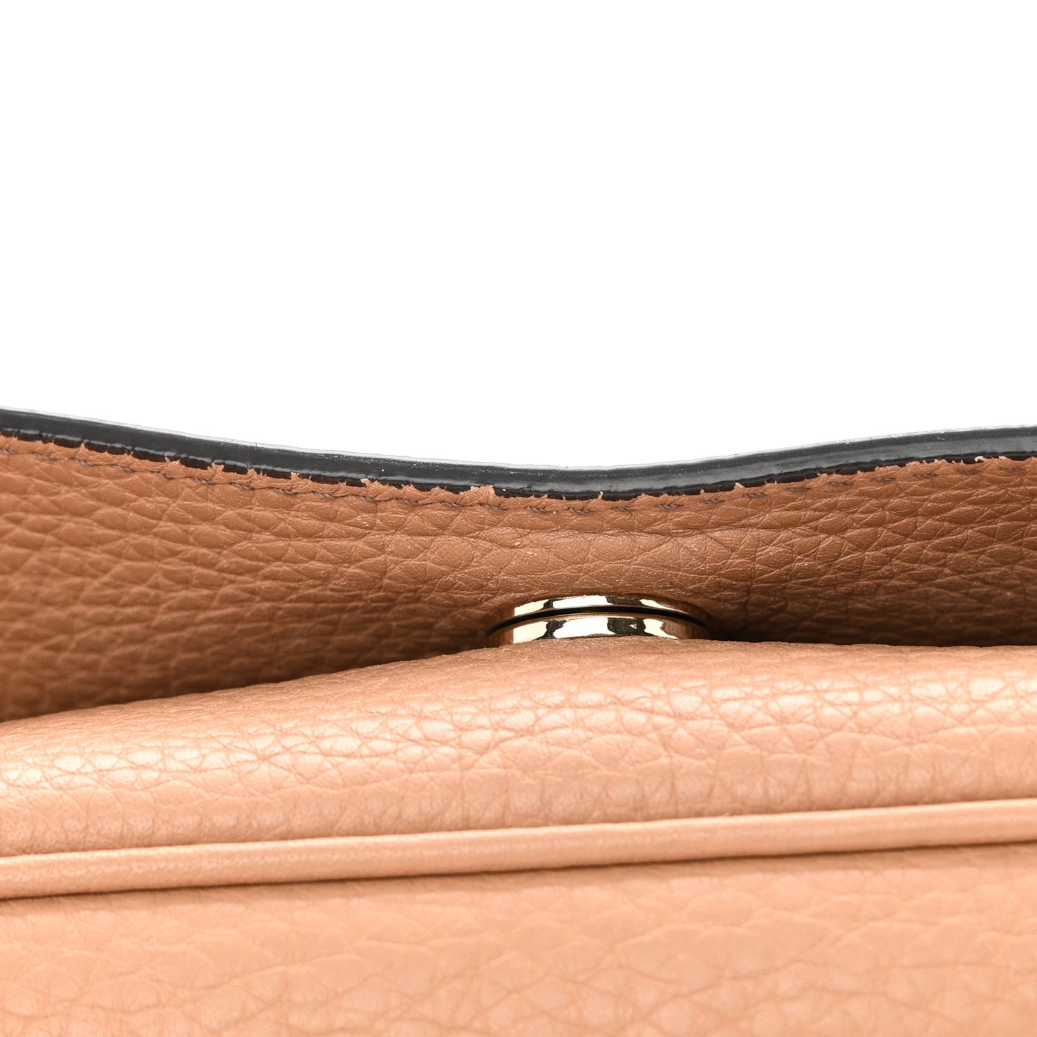 Gucci Pebbled Calfskin Medium Soho Flap Crossbody Camelia 17 of 21