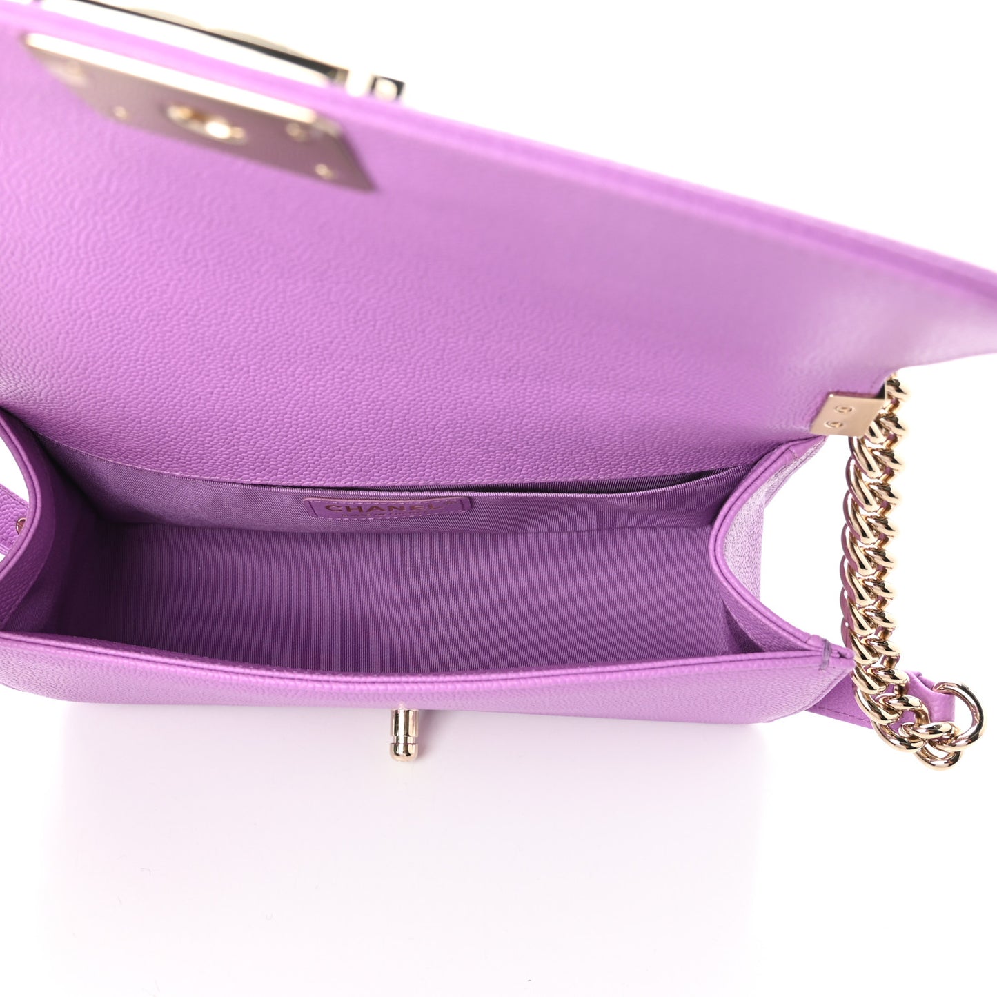 Caviar Quilted Medium Boy Flap Purple