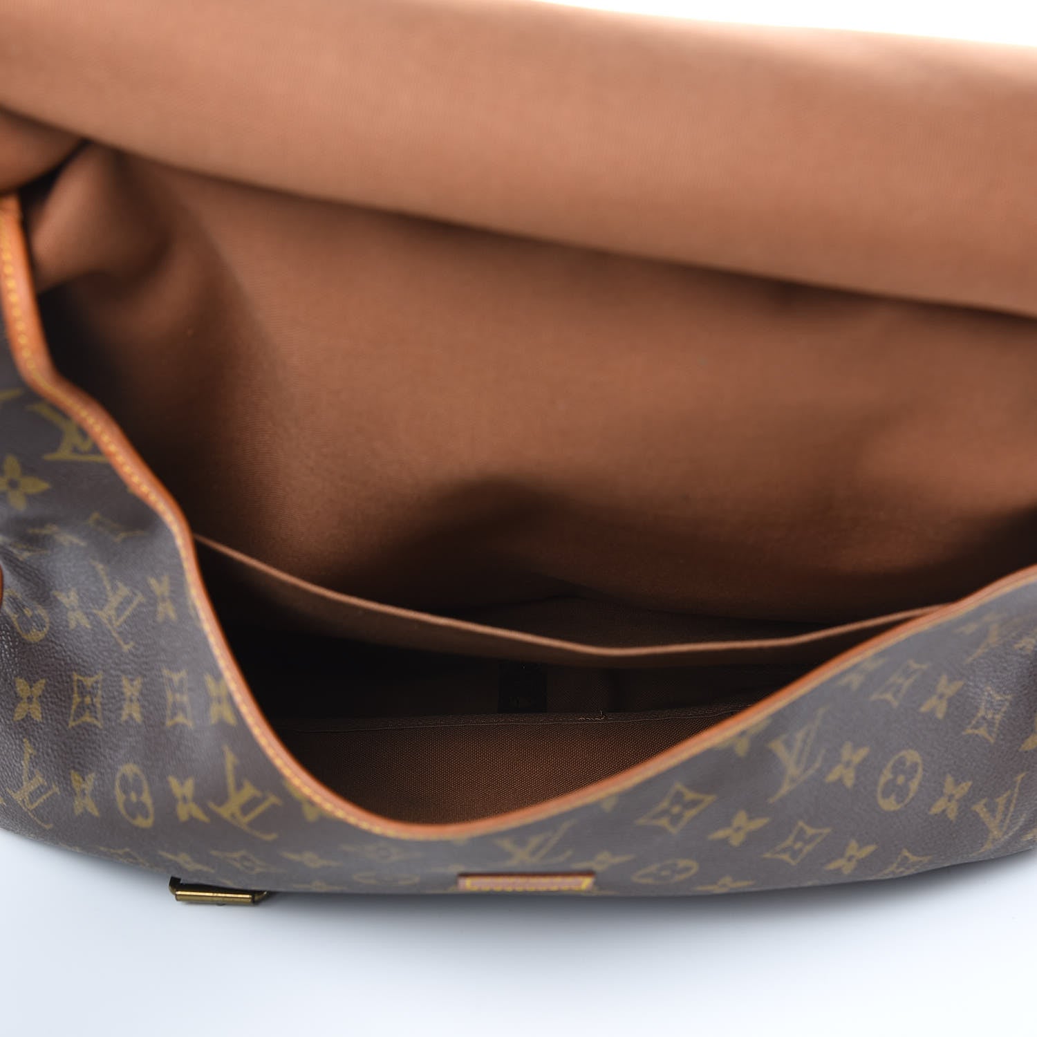 Louis Vuitton Monogram Saumur 43 12 of 21
