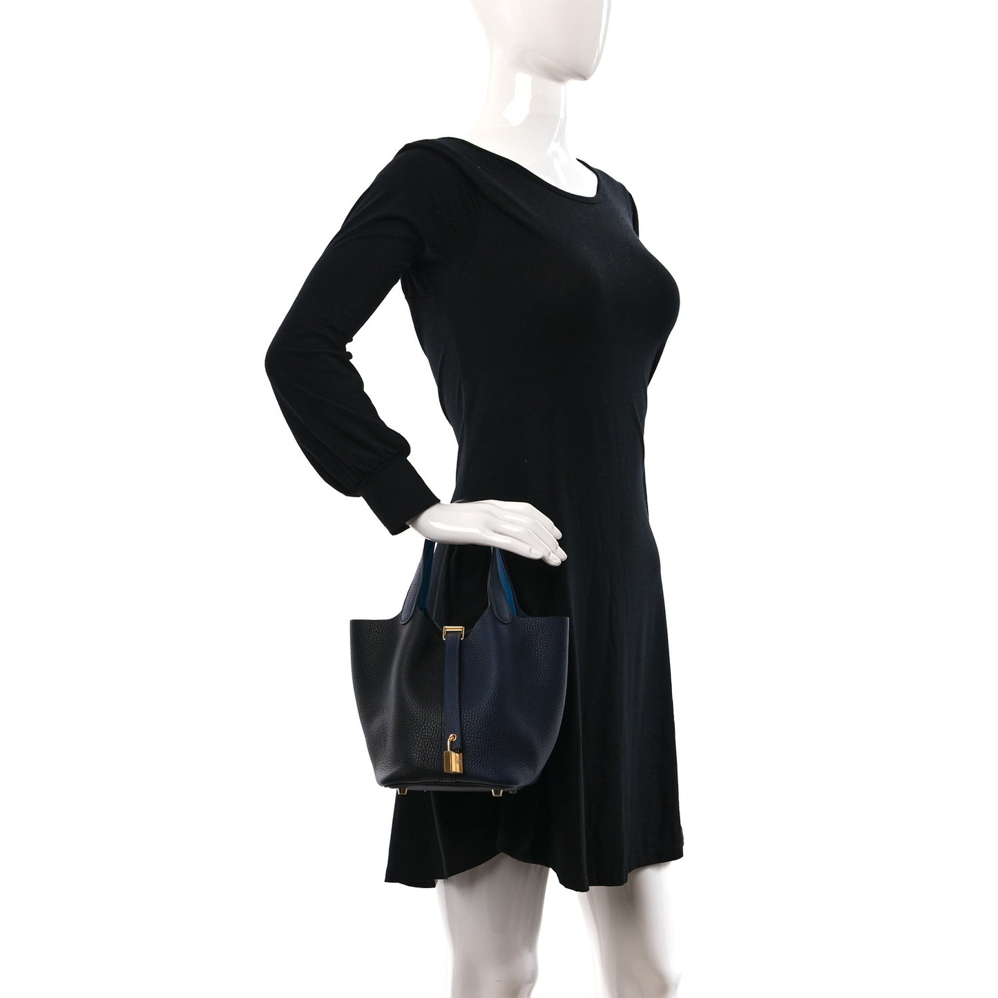 Taurillon Clemence Casaque Picotin Lock 18 PM Bleu Nuit Black Blue Frida