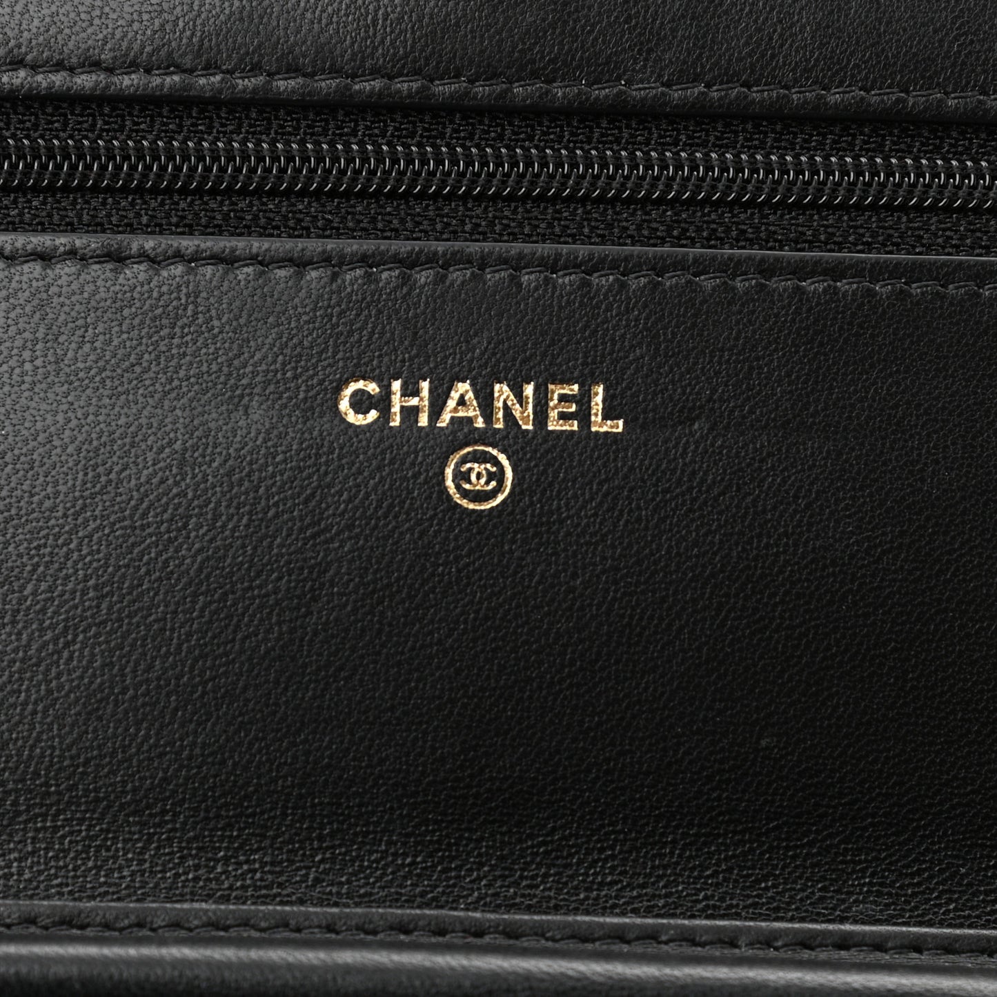 Lambskin Quilted Wallet On Chain WOC Black