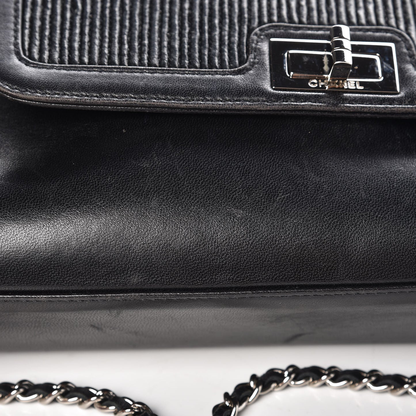 Lambskin Mademoiselle Accordion Flap Black