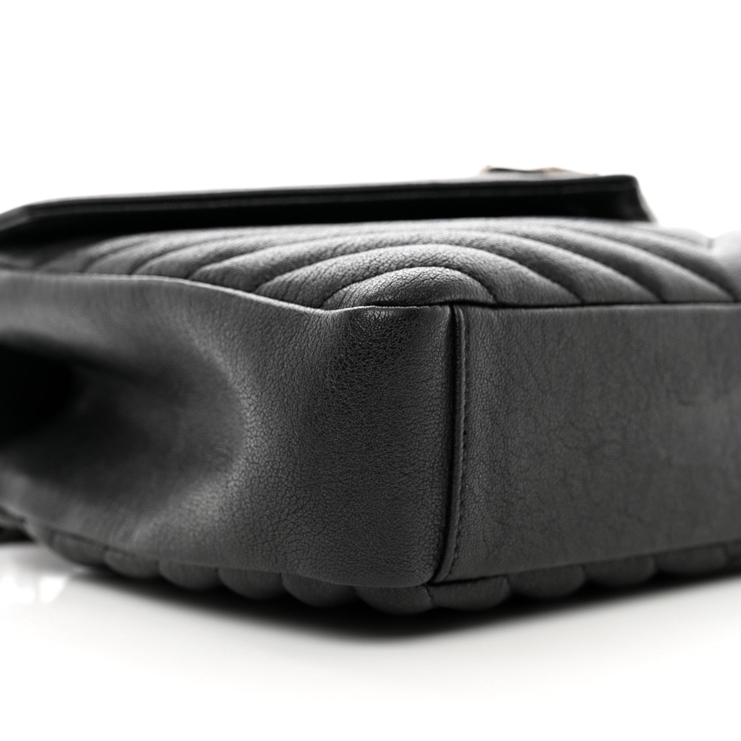 Saint Laurent Sheepskin Matelasse Chevron Monogram Medium College Bag Black 10 of 11