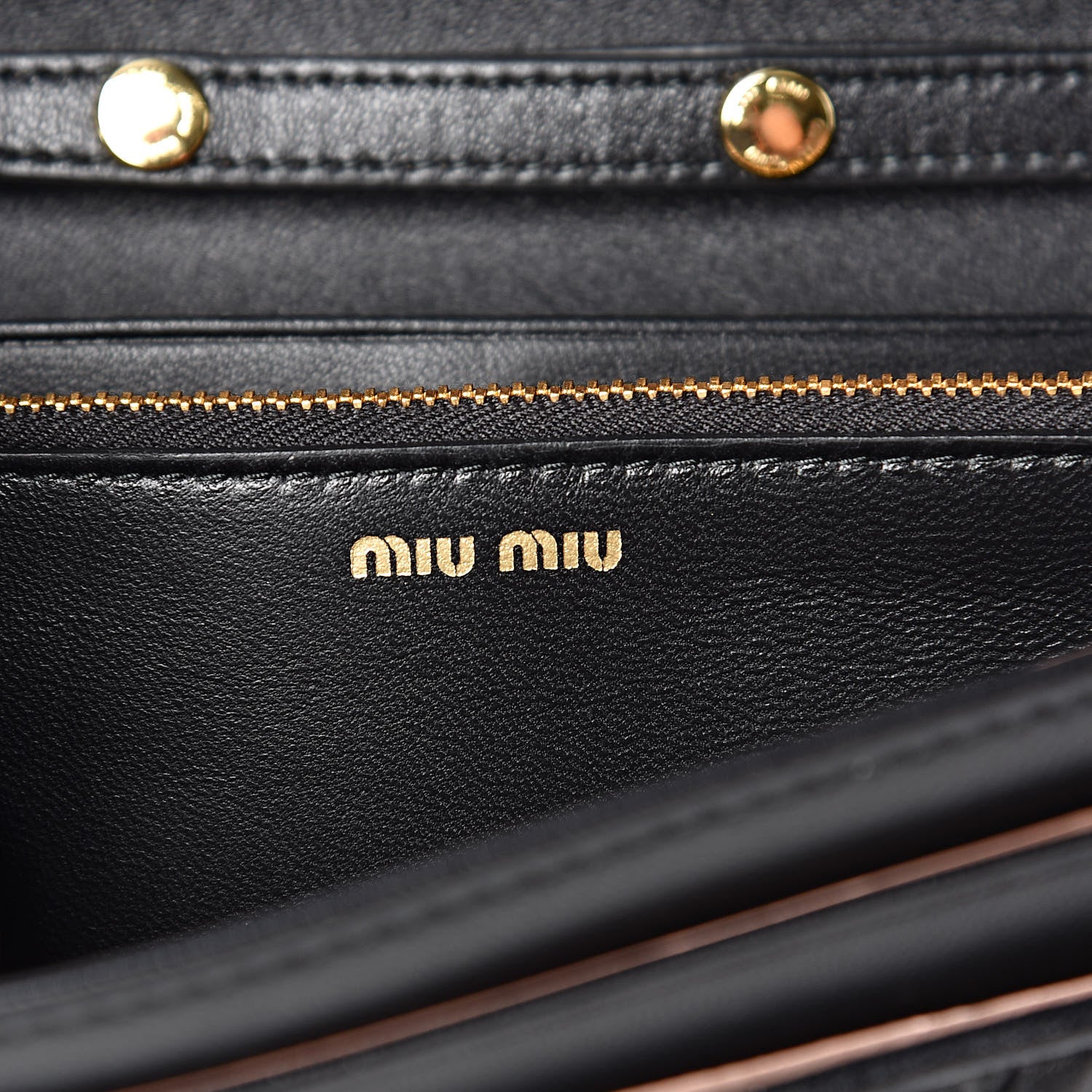 Miu Miu Nappa Matelasse Wallet On Chain Black 6 of 12