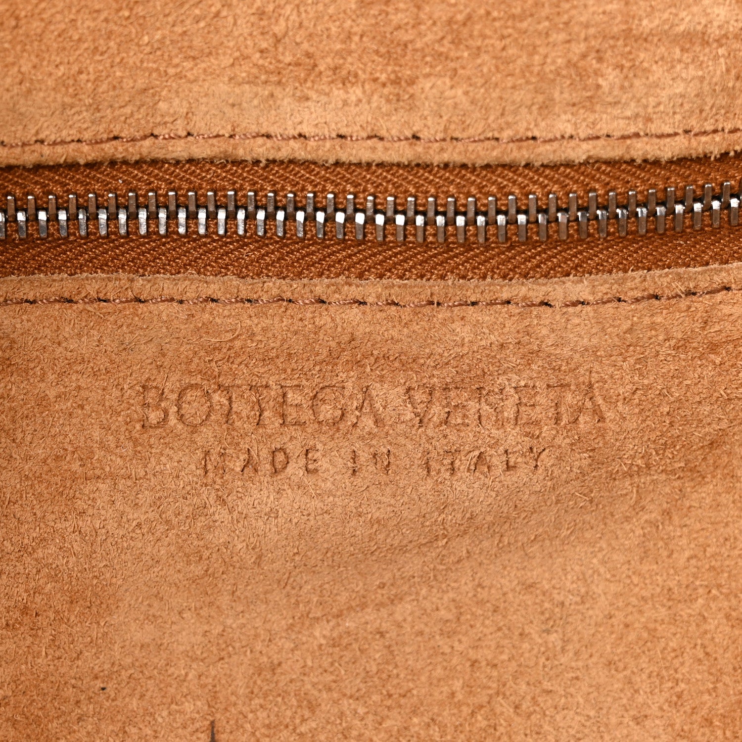 Bottega Veneta Paper Calfskin Intrecciato Stretch Cassette Black 6 of 12