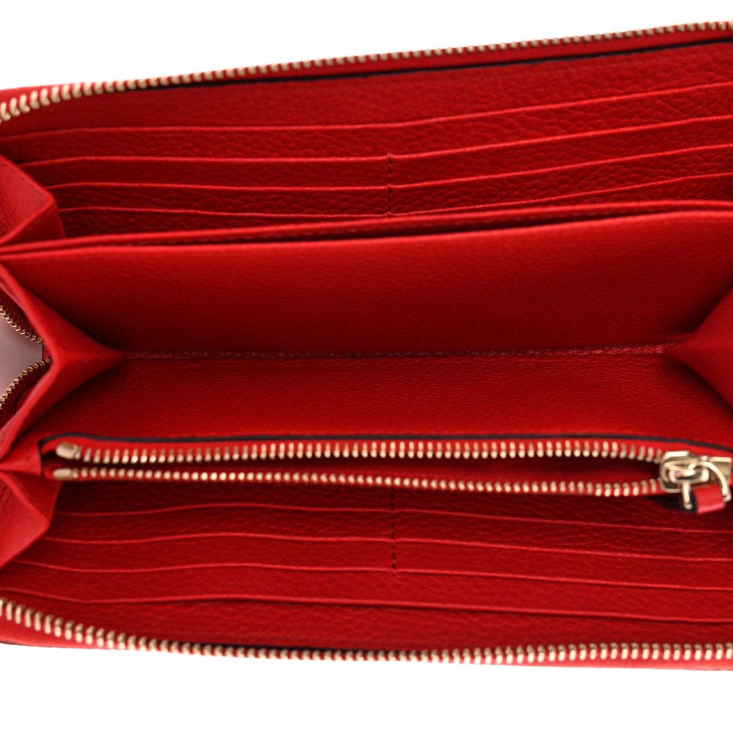 Pebbled Calfskin Rockstud Zip Around Wallet Rosso Valentino