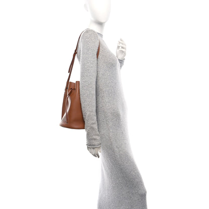 Mansur Gavriel Pebbled Calfskin Soft Bucket Bag Camello 2 of 9