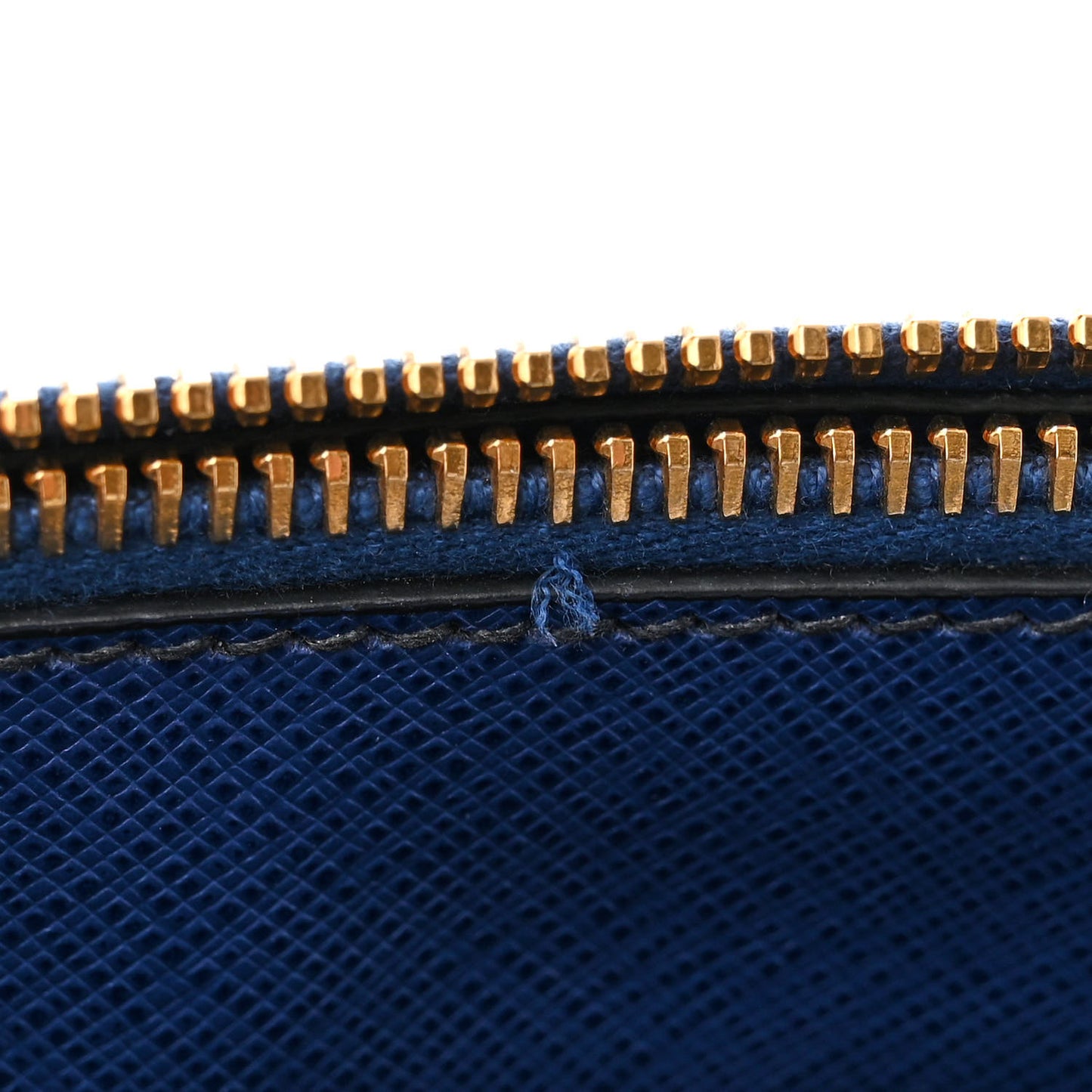 Saffiano Medium Galleria Double Zip Tote Bluette