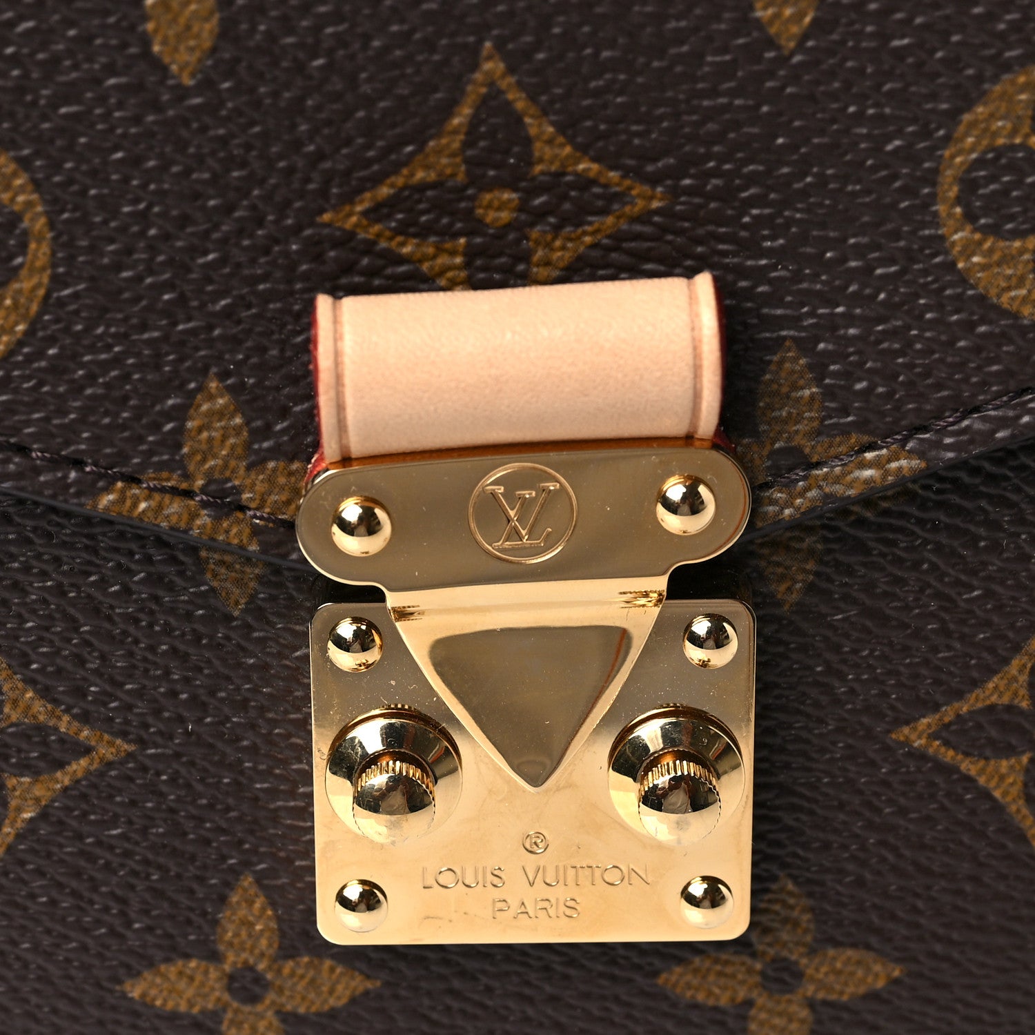 Louis Vuitton Monogram Pochette Metis 8 of 8