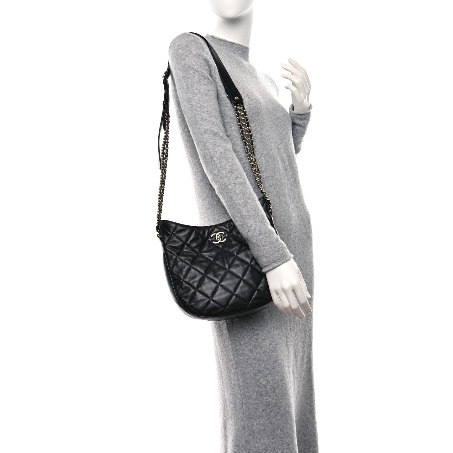 Lambskin Chain Rows Quilted Chain Hobo Black