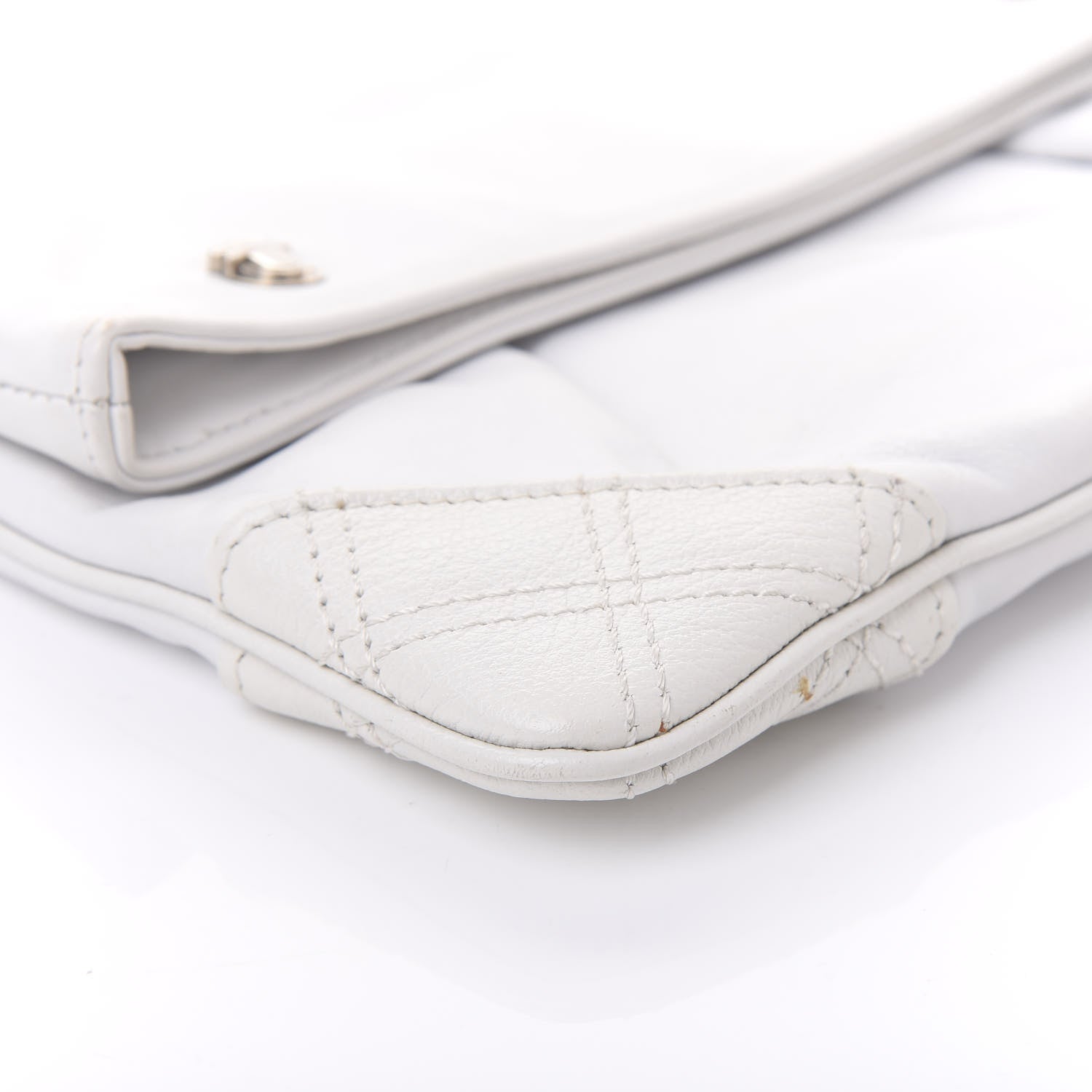 Marc Jacobs Calfskin Clutch White 7 of 9