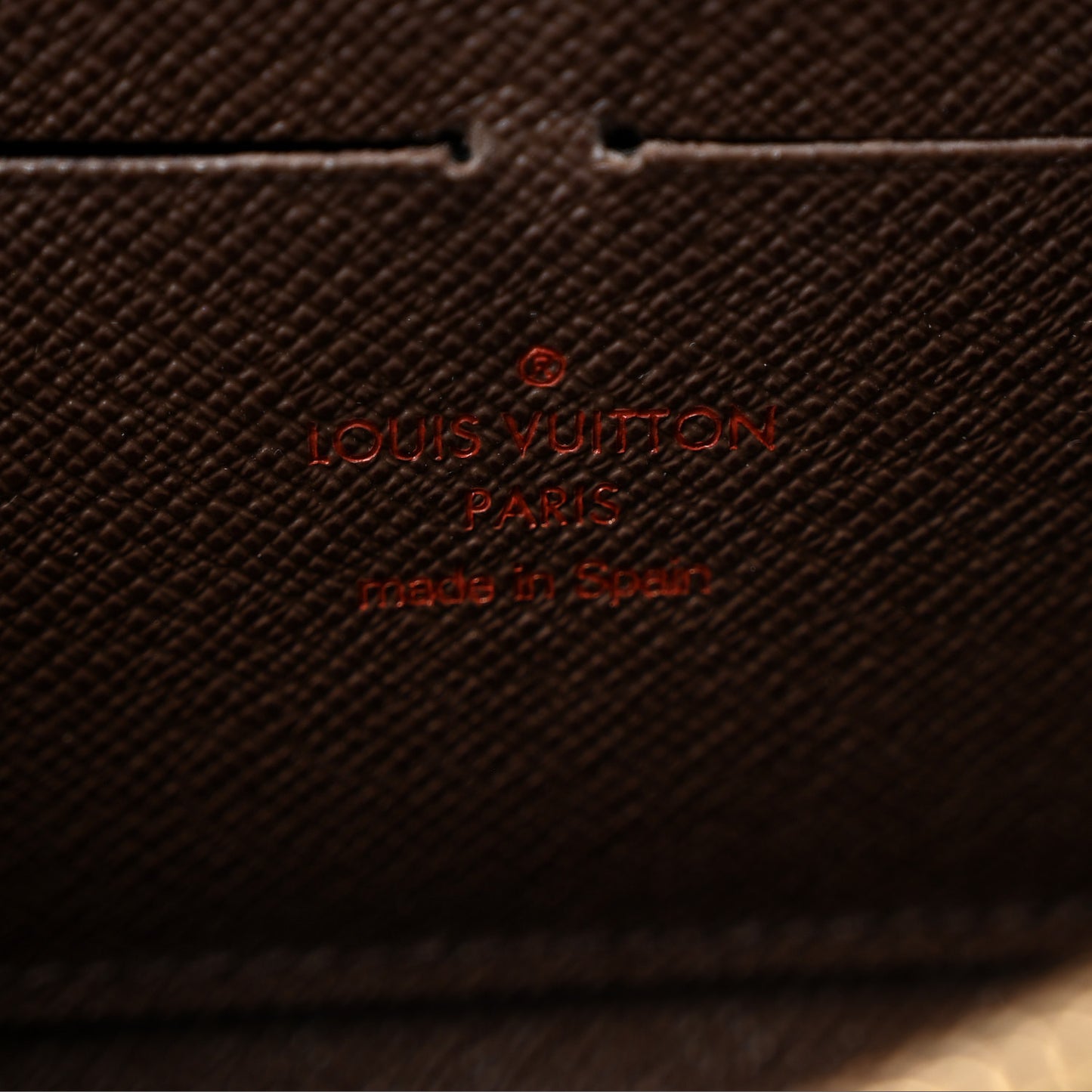 Damier Ebene Zippy Wallet