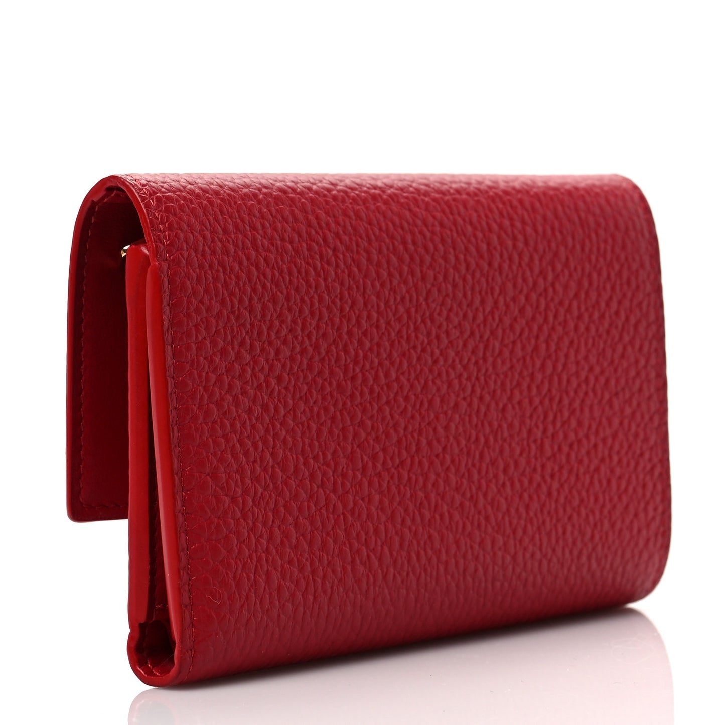 Taurillon Capucines Compact Wallet Rubis