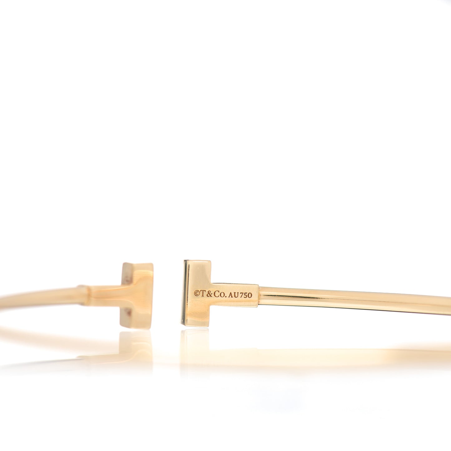 18K Yellow Gold Narrow T Wire Bracelet