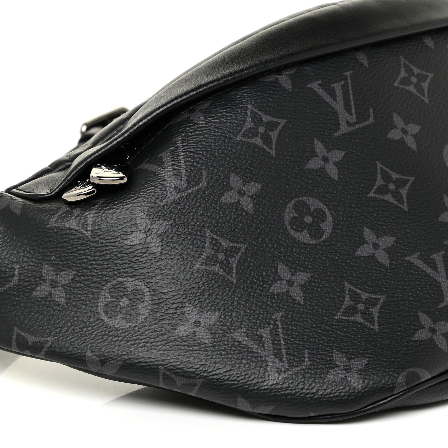 Louis Vuitton Monogram Eclipse Discovery Bumbag 8 of 13