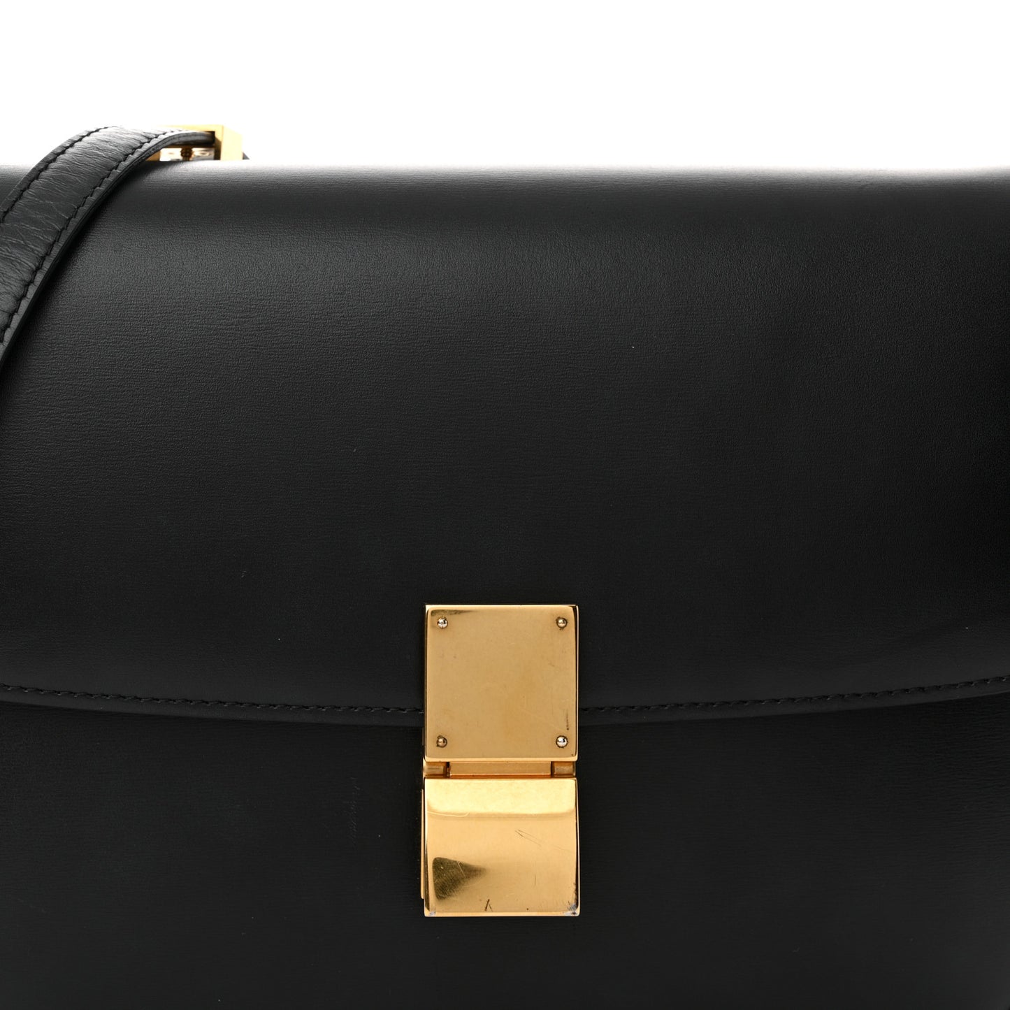 Box Calfskin Medium Classic Box Flap Bag Black