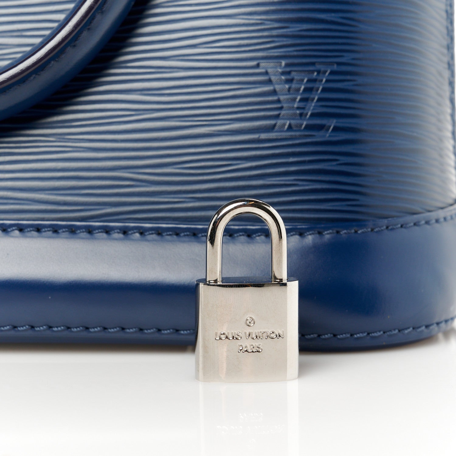 Louis Vuitton Epi Alma BB Indigo 8 of 13