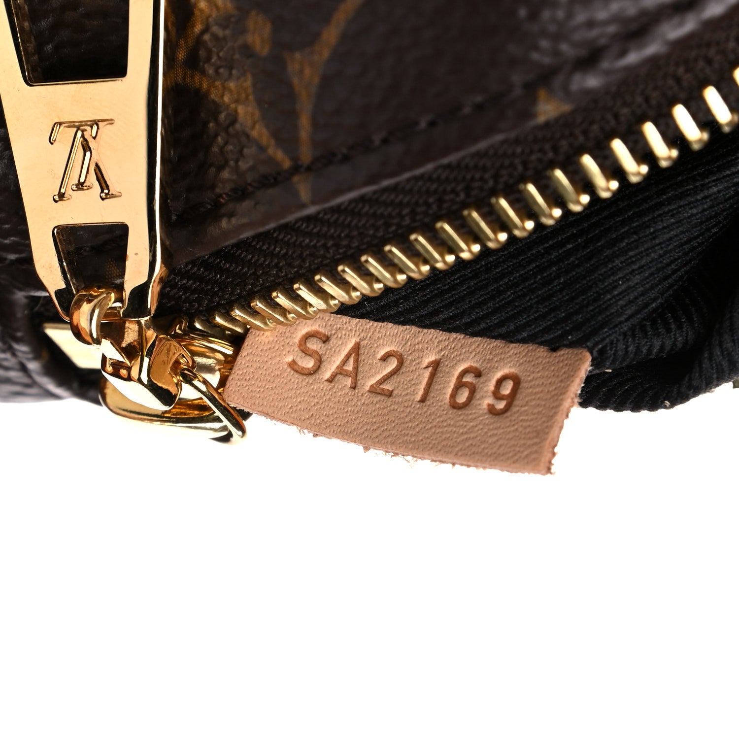 Louis Vuitton Monogram Bumbag 7 of 15