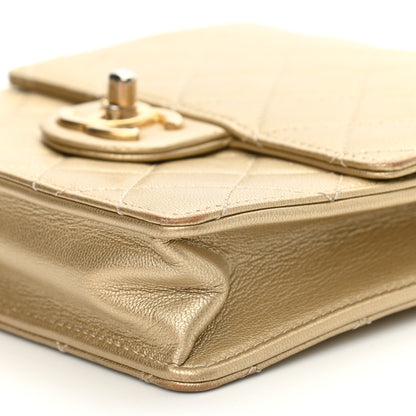 Chanel Metallic Goatskin Quilted Chic Pearls Flap Gold 10 of 11
