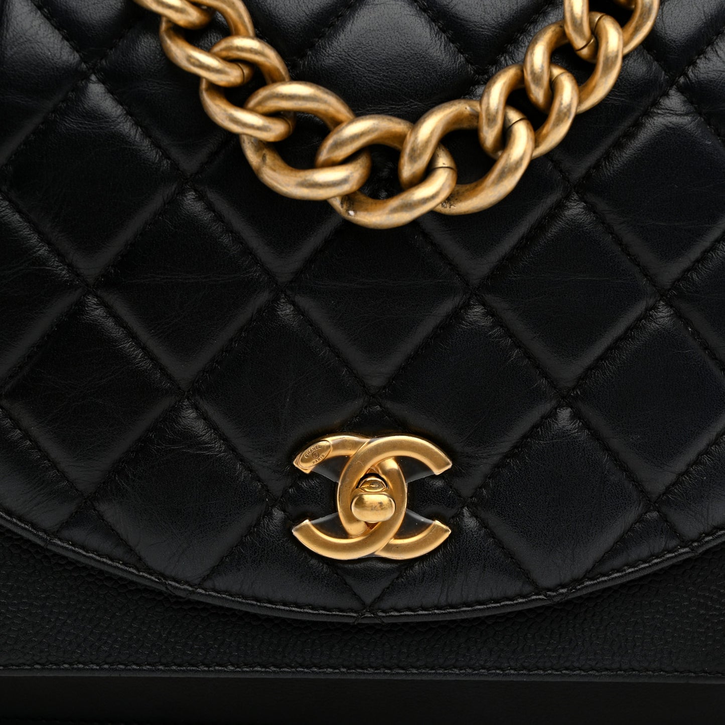 Calfskin Caviar Quilted Chain Handle Flap Black