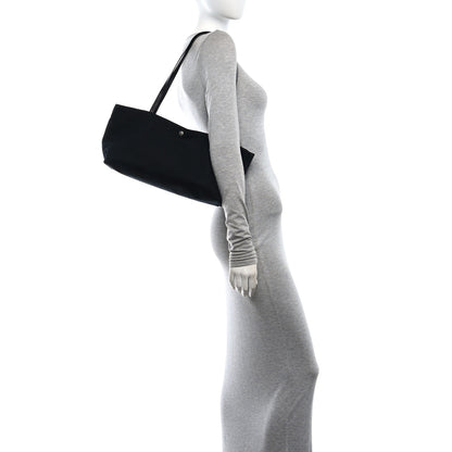 The Row Cotton Twill Idaho Shoulder Bag Black 2 of 9