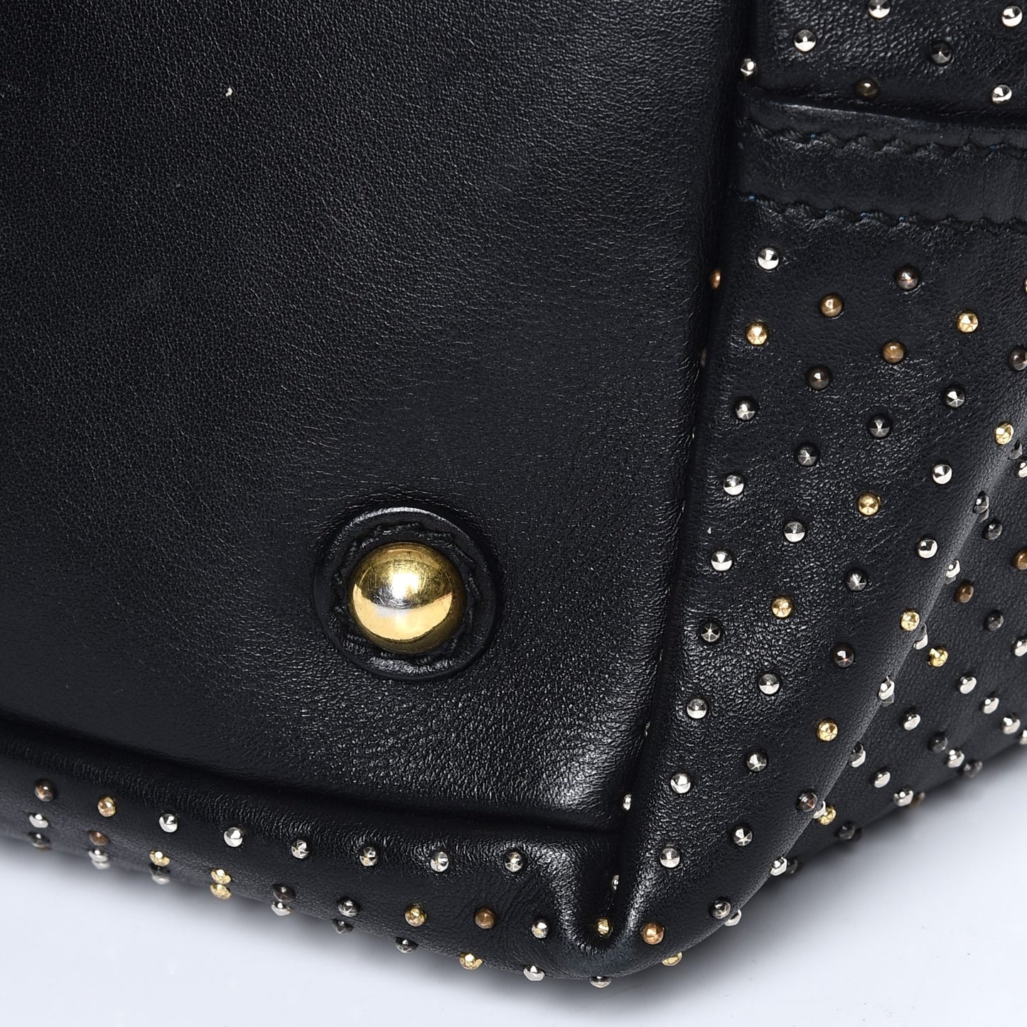 Calfskin Rock Studded Easy Sac Black