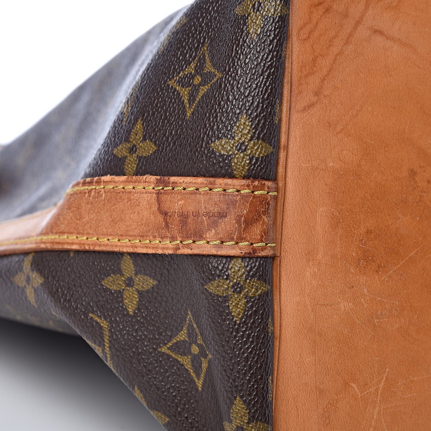 Louis Vuitton Monogram Petit Noe 19 of 25