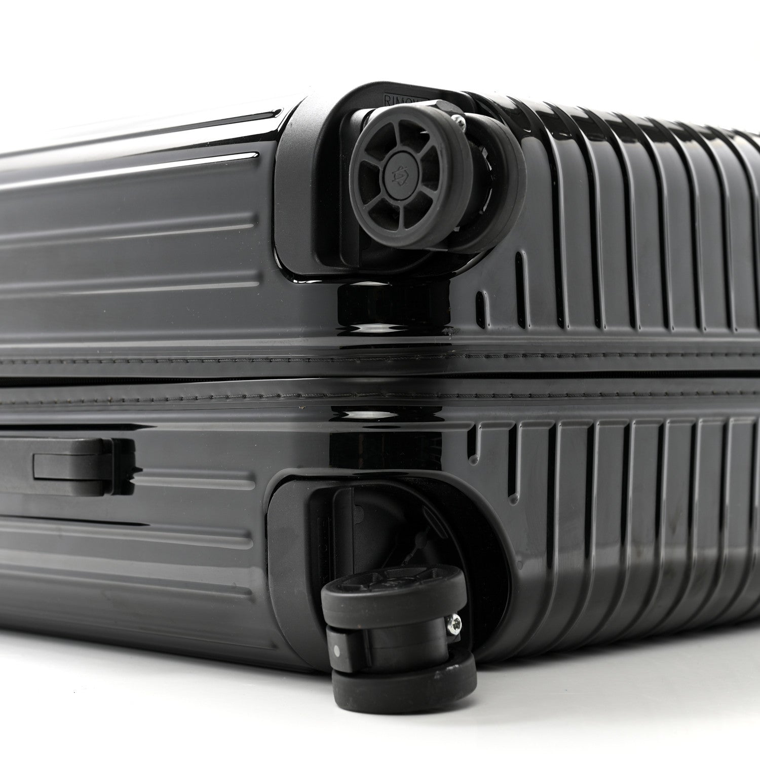 Rimowa Gloss Polycarbonate Essential Cabin Black 7 of 13