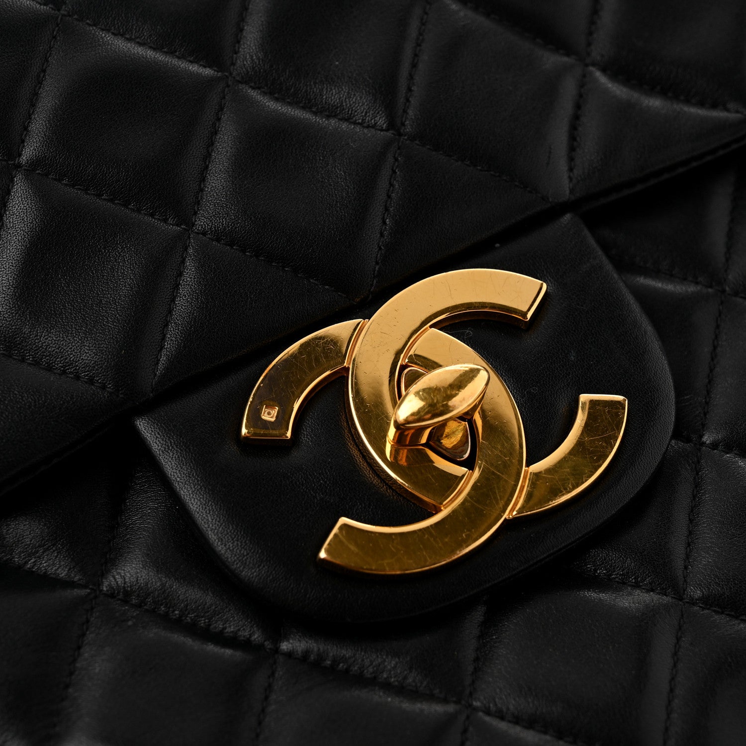 シャネルニートLサイズ Authentic CHANEL Jumbo XL Shopping Tote Timeless Classic CC Black