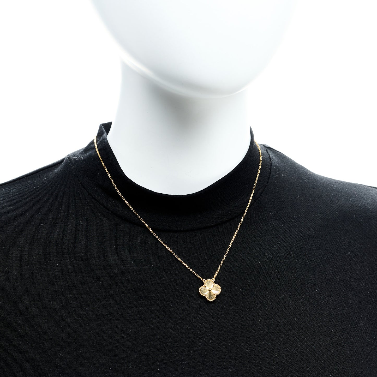 18K Yellow Gold Guilloche Vintage Alhambra Pendant Necklace