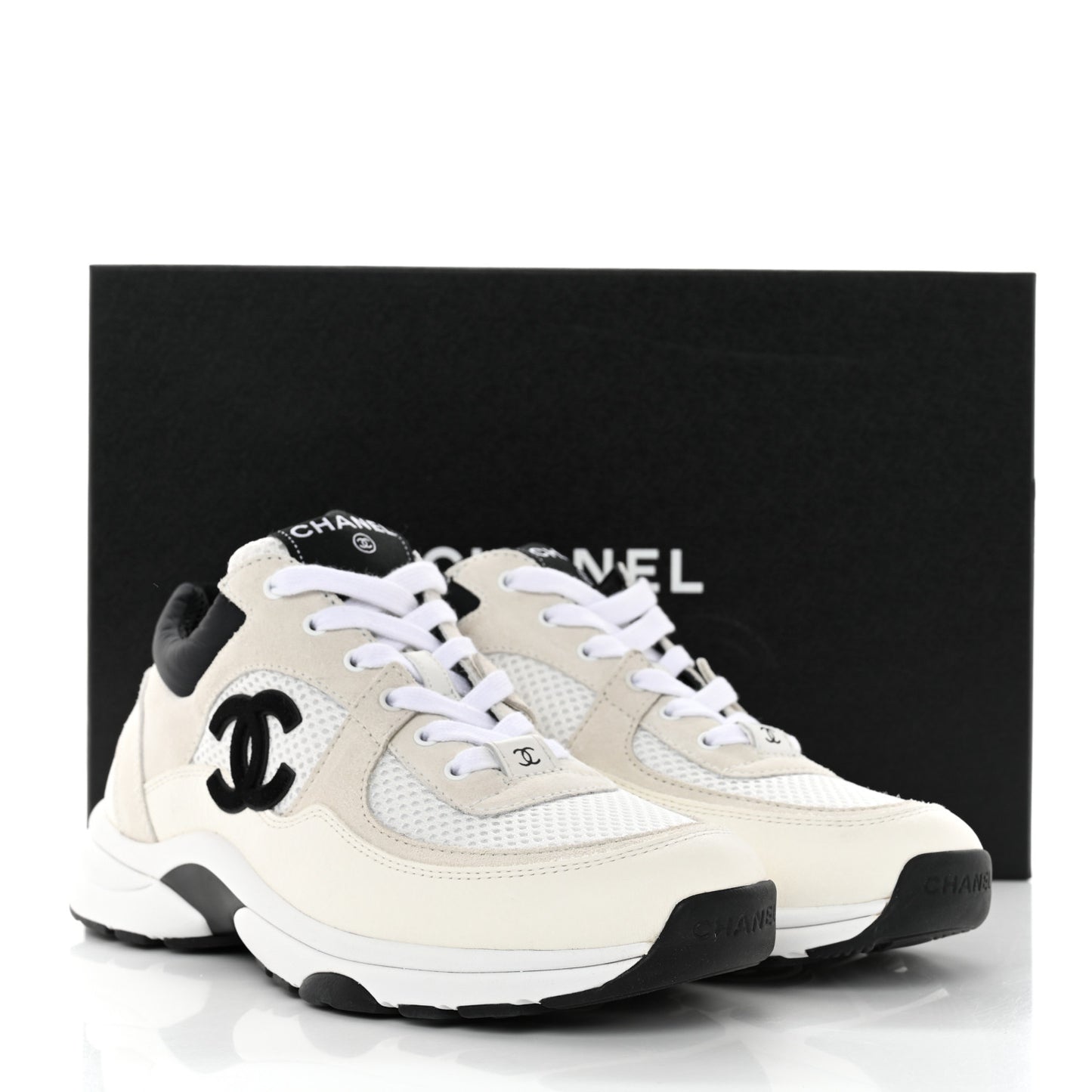 Mesh Suede Calfskin Grained Calfskin Womens CC Sneakers 36.5 White Black