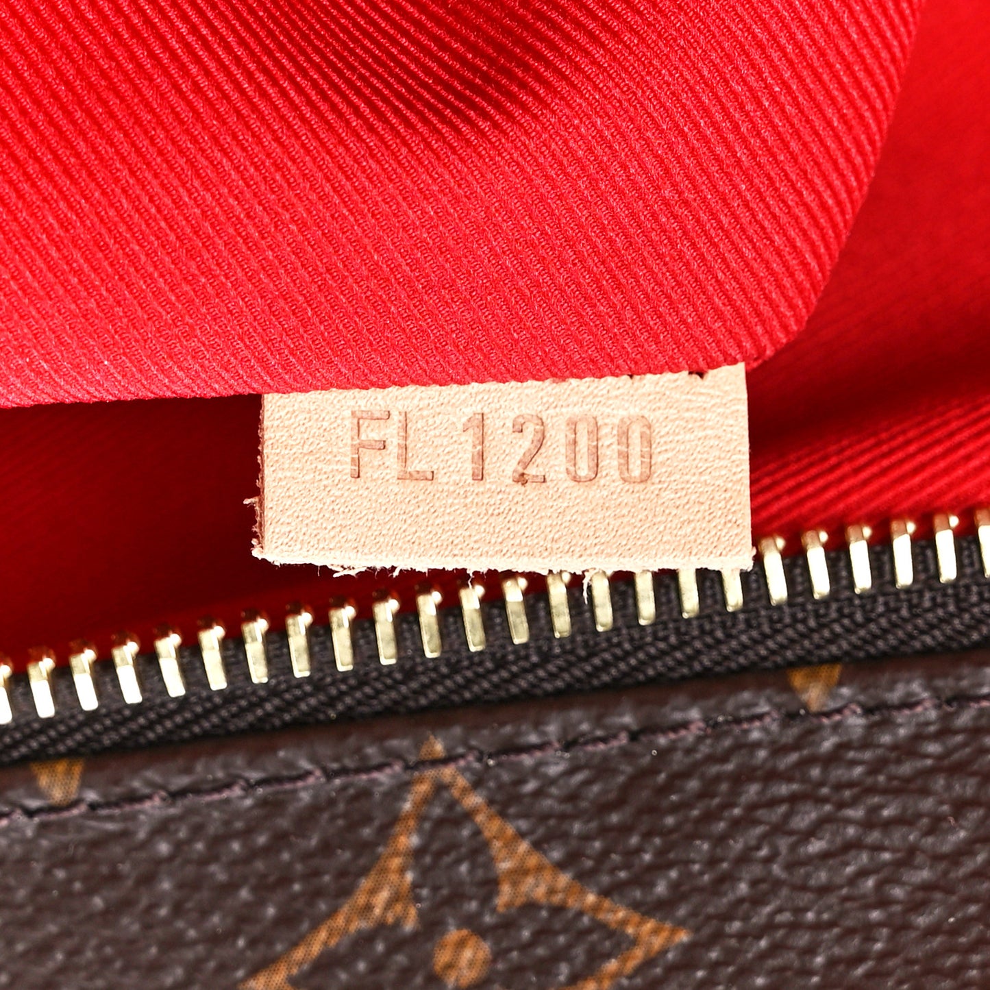 Monogram Carry It