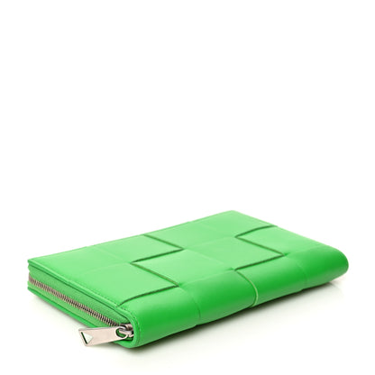 Bottega Veneta Calfskin Maxi Intrecciato Zip Wallet Parakeet 4 of 10