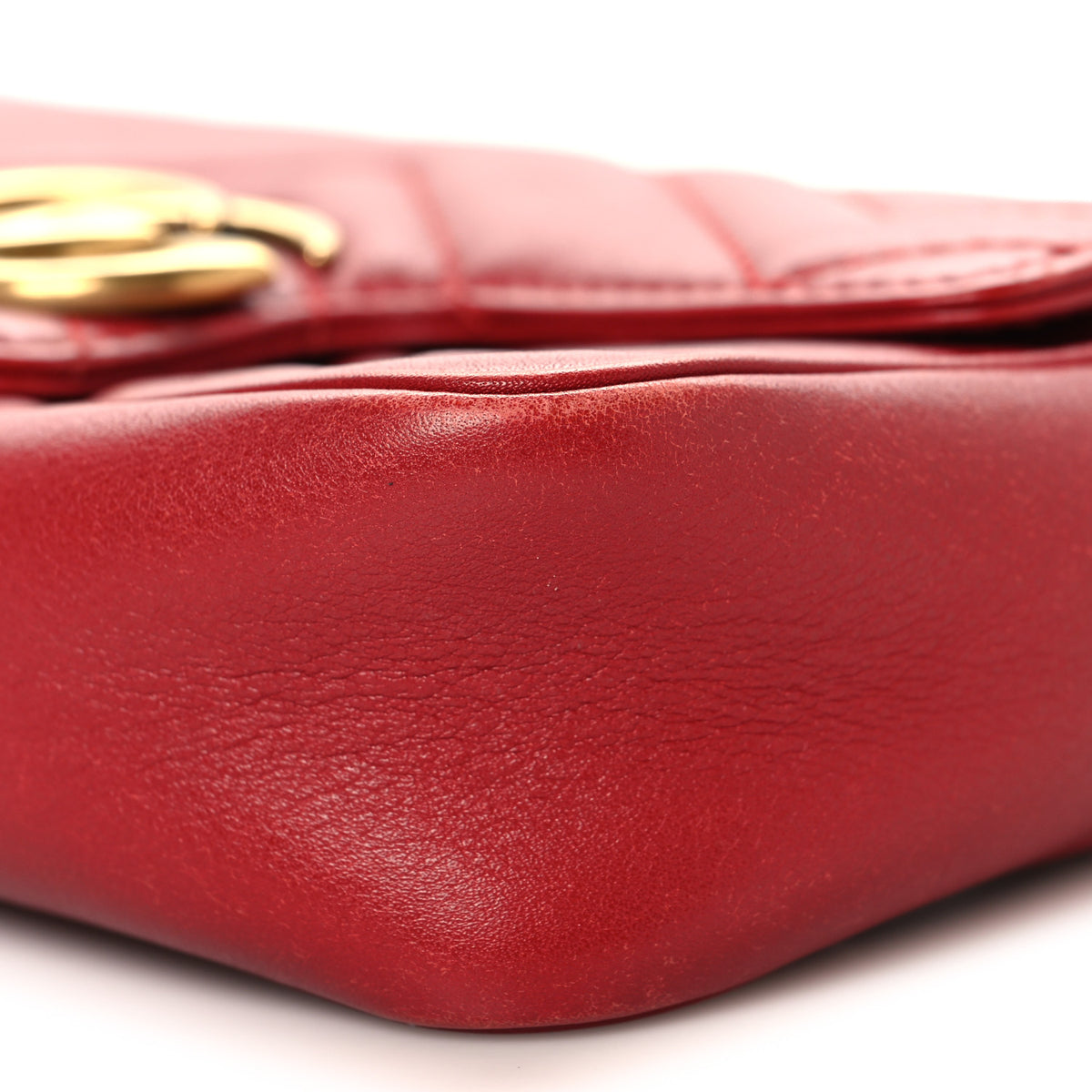 Calfskin Matelasse Super Mini GG Marmont Shoulder Bag Hibiscus Red