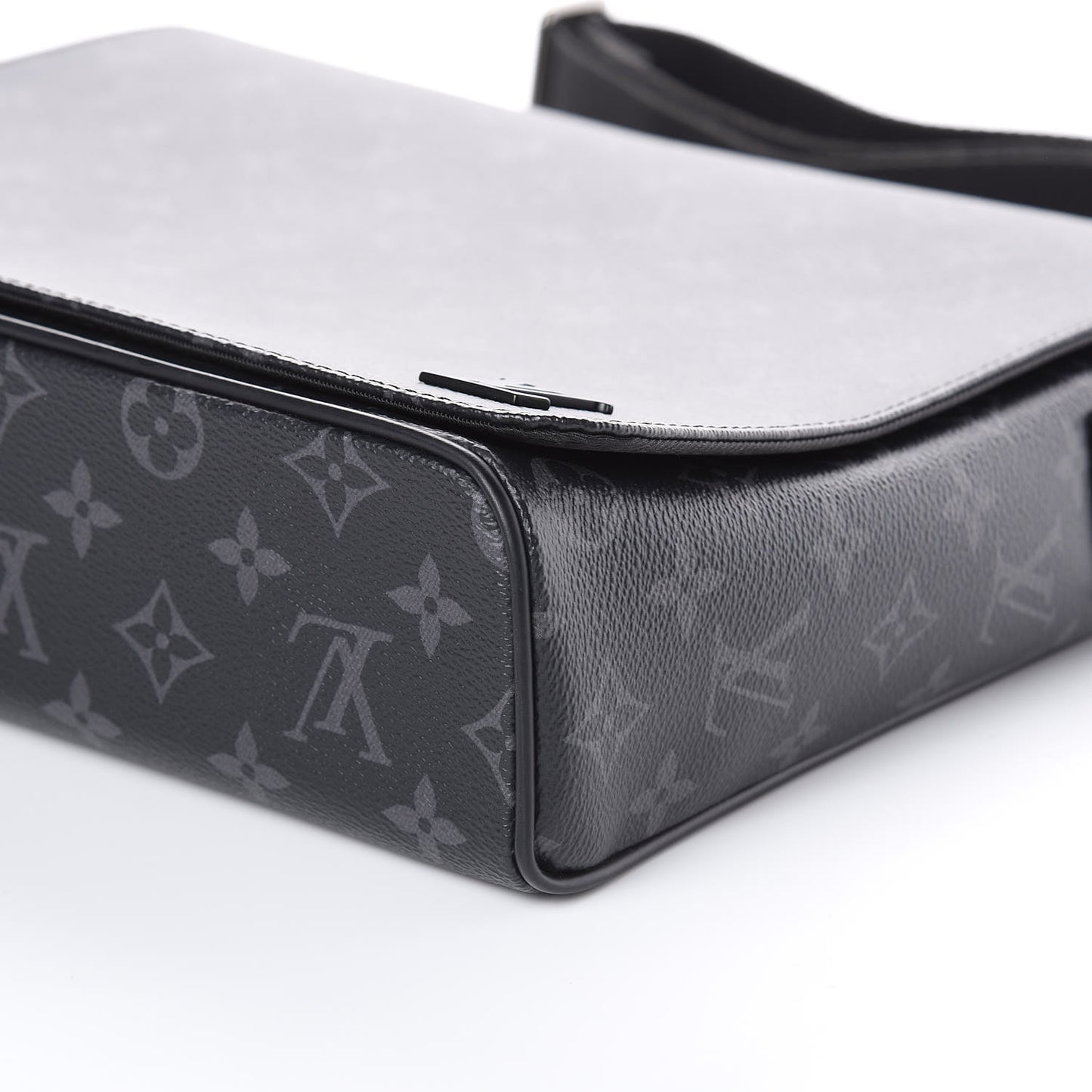 Monogram Eclipse District MM