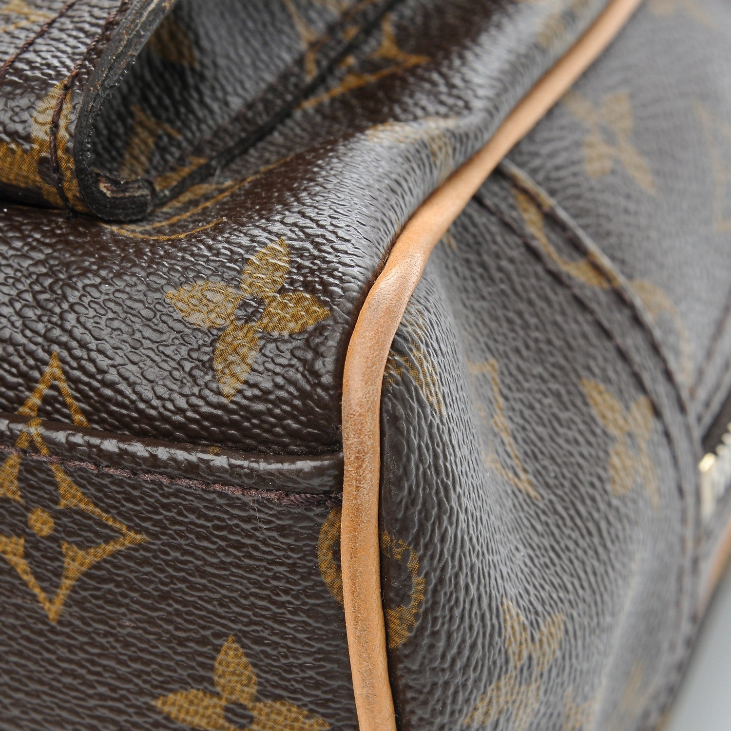 Louis Vuitton Monogram Manhattan GM 9 of 14