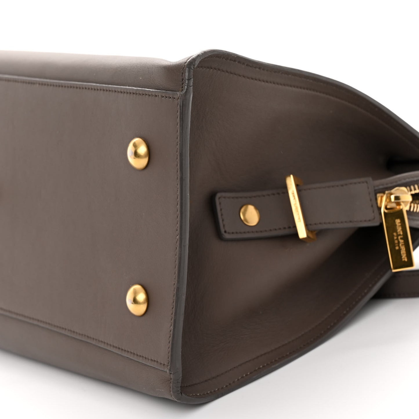 Calfskin Small Classic Y Cabas Mousse