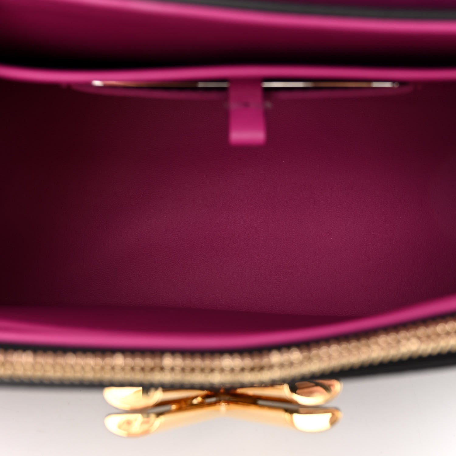 Louis Vuitton Taurillon Twist One Handle PM Black 5 of 8