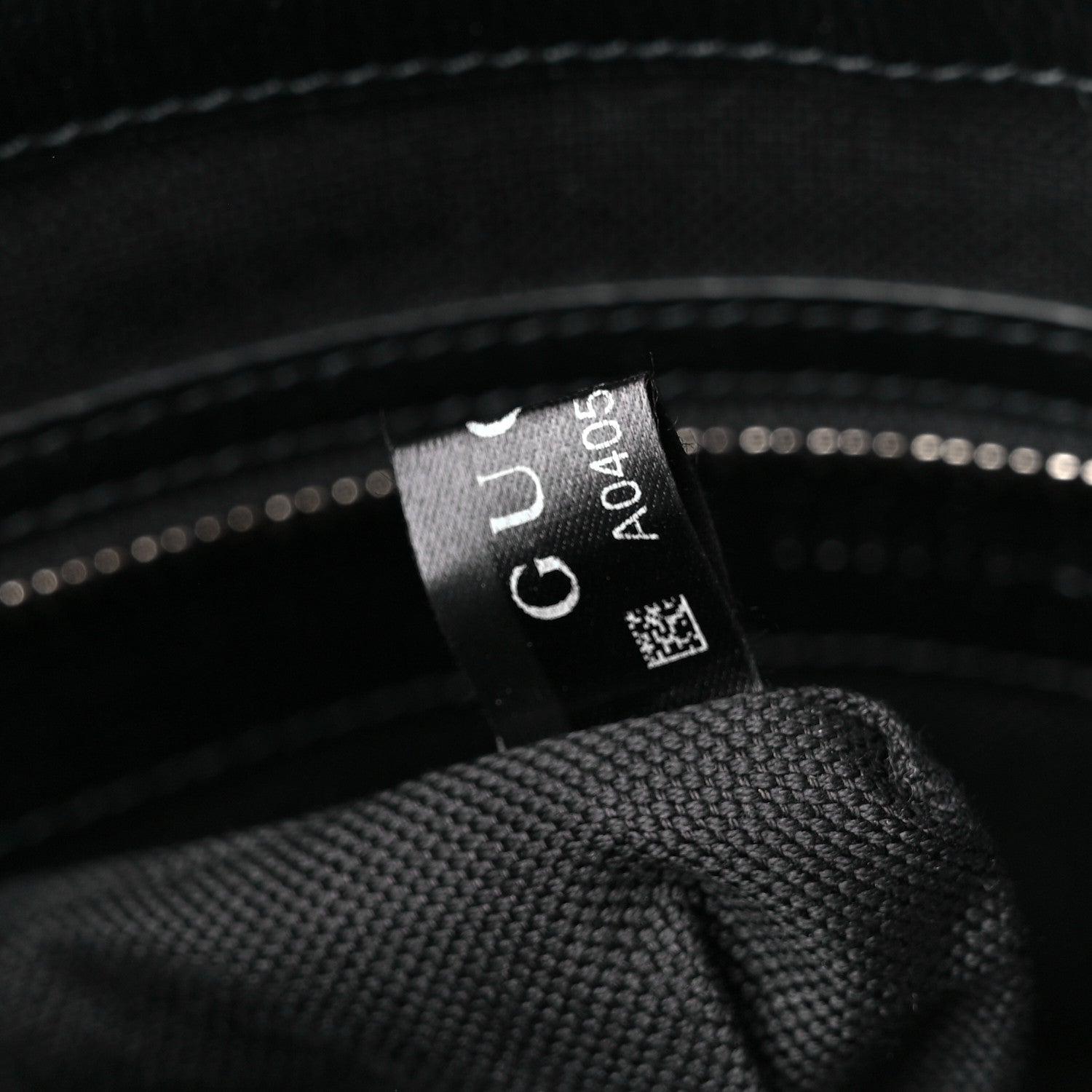Gucci Monogram Jumbo GG Textured Dollar Calfskin Wristlet Messenger Bag Black 7 of 10