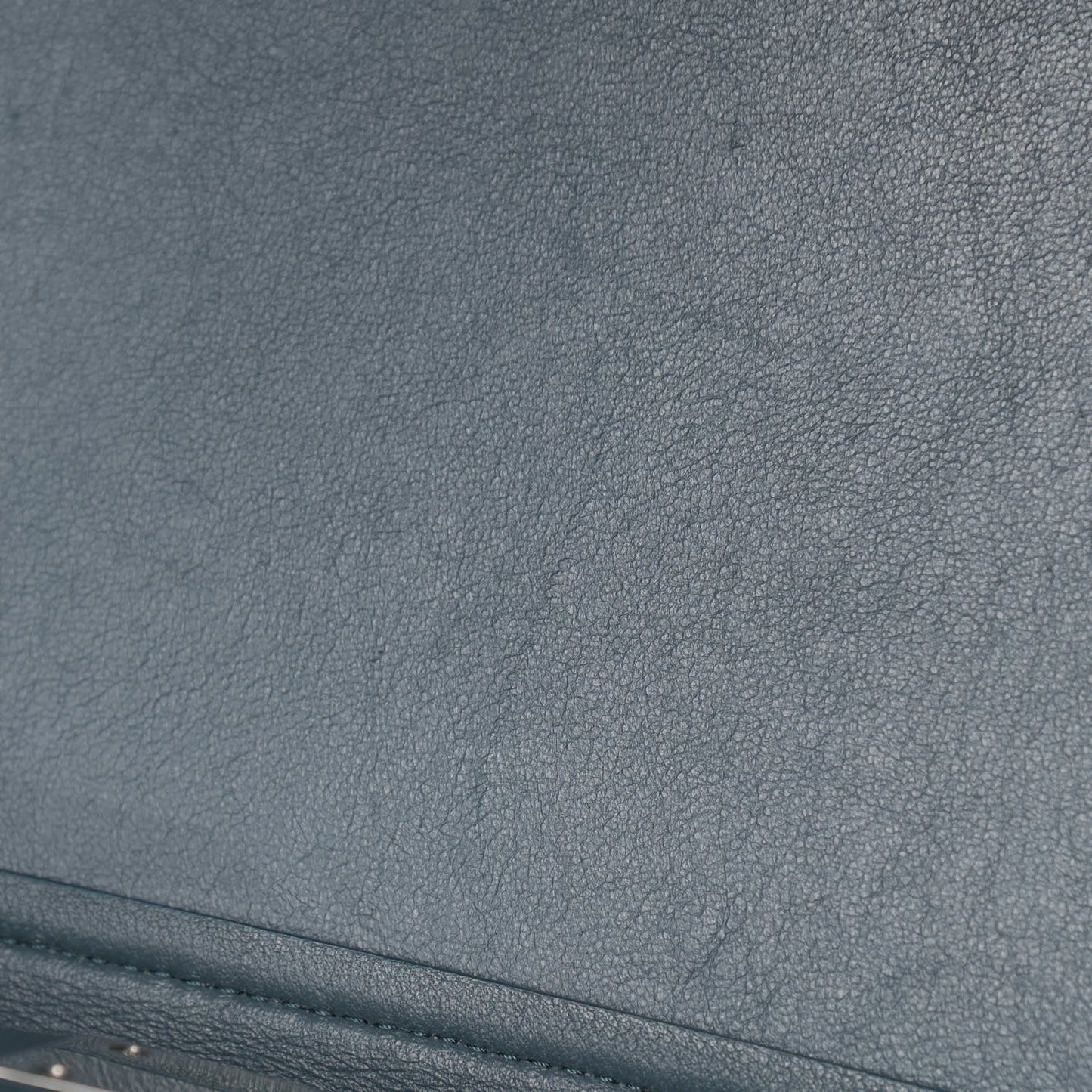 Drummed Calfskin Suede Medium Trapeze Orage